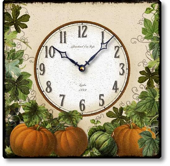 Item C8725 Square Pumpkin Clock